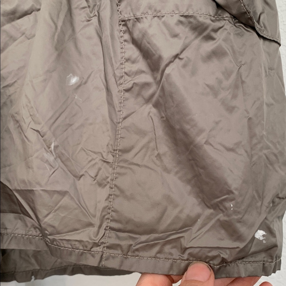 Aerie Offline Gray Cargo Nylon Shorts - Picture 3 of 10